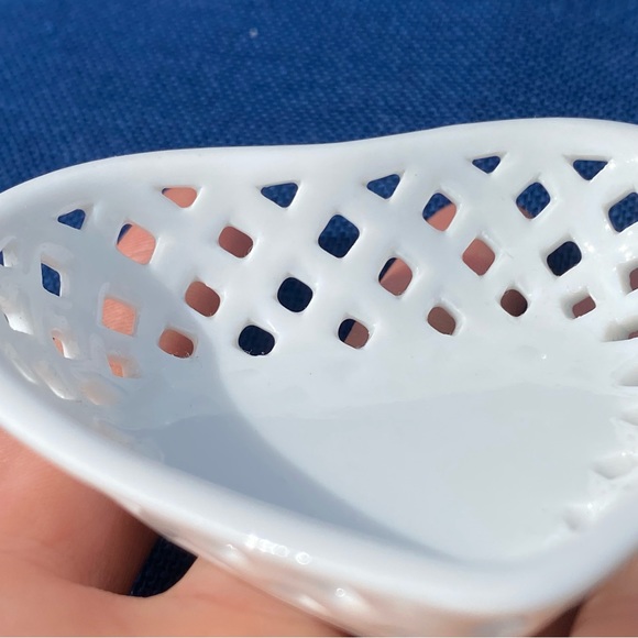 3 Porcelain Hearts π€π€π€ - Picture 5 of 10